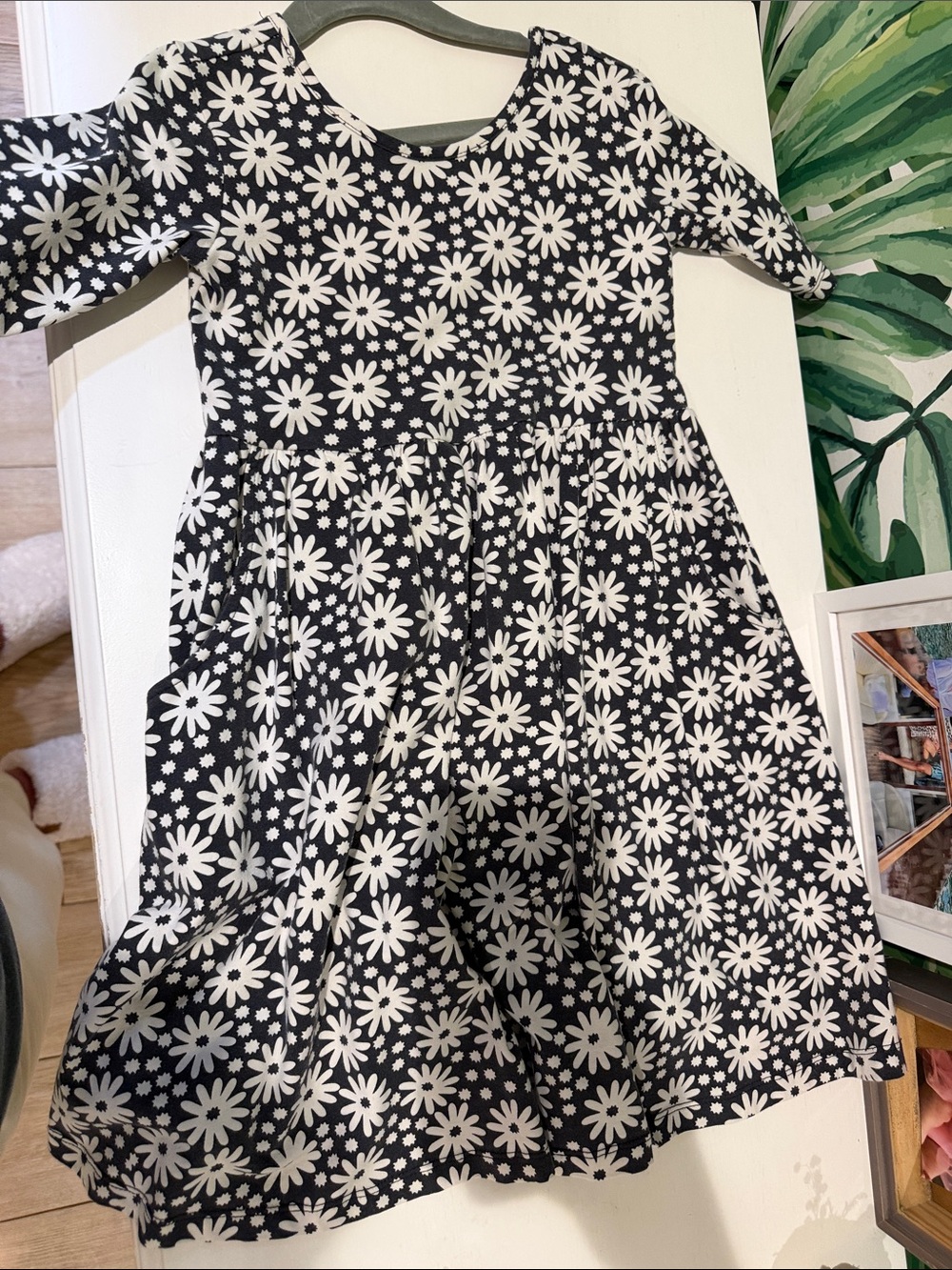 Hanna Andersson Black with White Daisy-Print Knit Dress